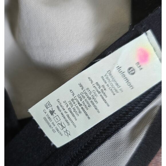 Lululemon Awake to Lace Bra in Black / Barely Beige 34B - Picture 6 of 6